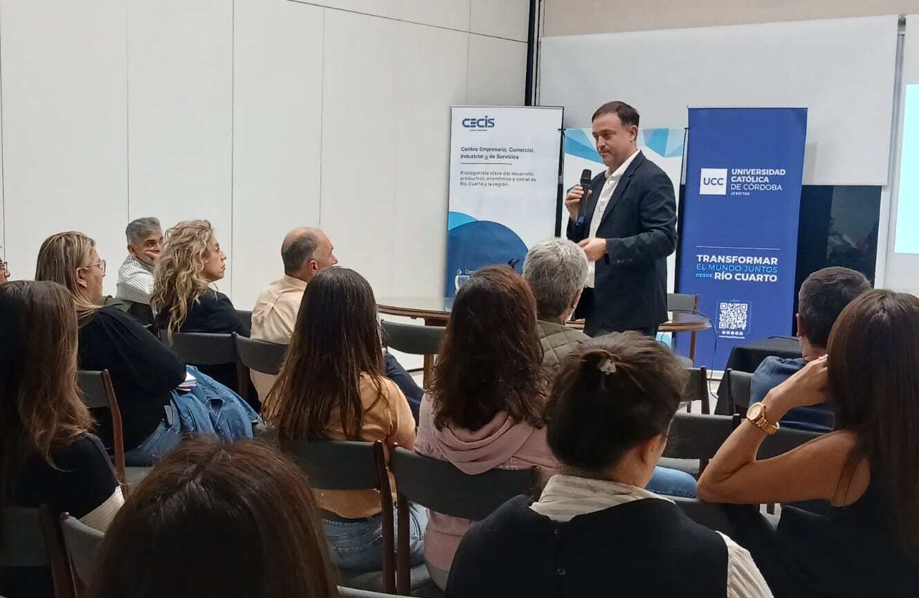 El CECIS realizó una jornada intensiva de actualización sobre reforma laboral